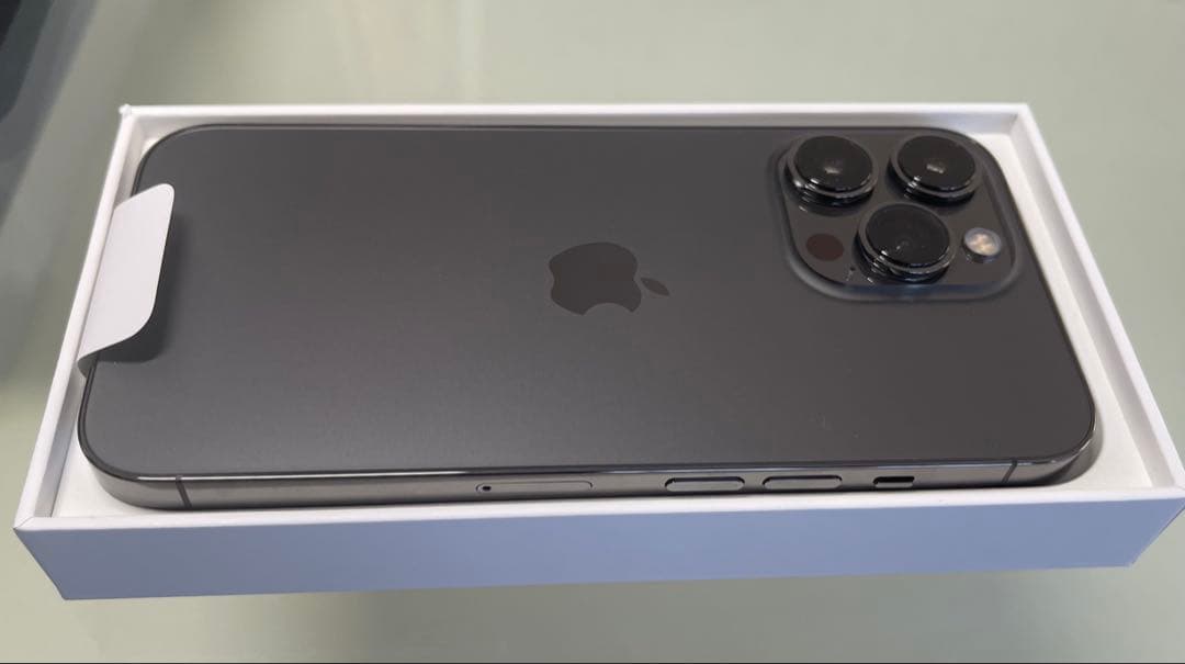 iPhone13 Pro 256GB GRA 新品未使用　エクスプレス交換品