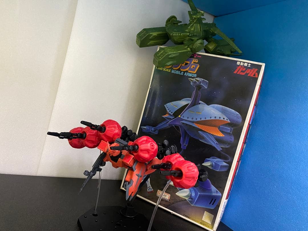 赤いガンダム　（ジークアクスSET）