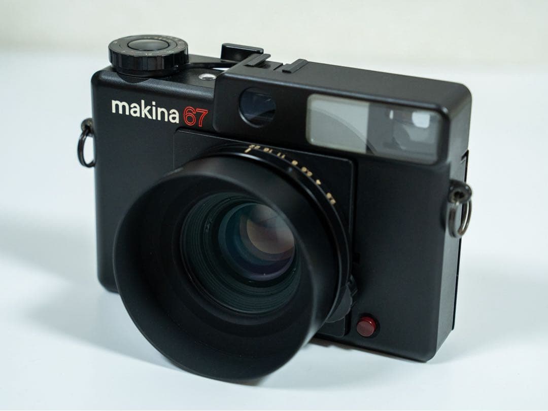 Plaubel makina 67 フィルムカメラ