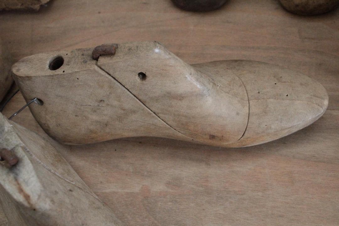 【A】フランスアンティーク木製シューモールド