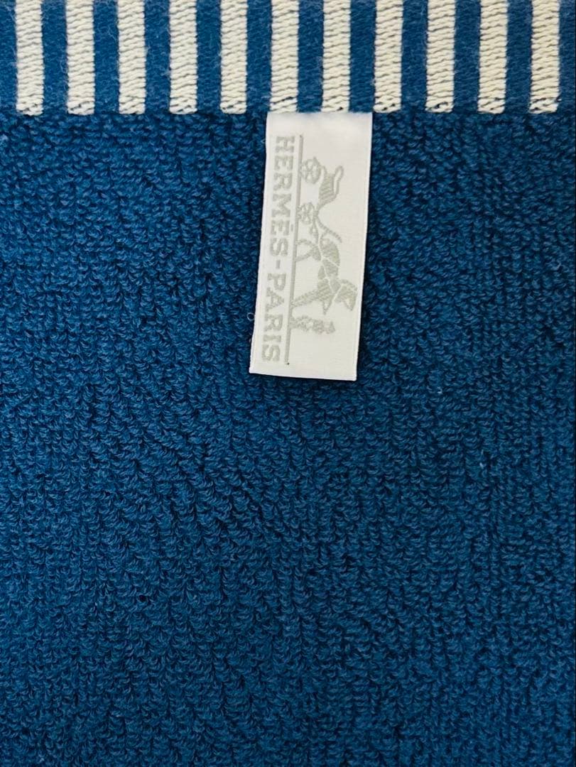 HERMES ネイビー タオルハンカチ