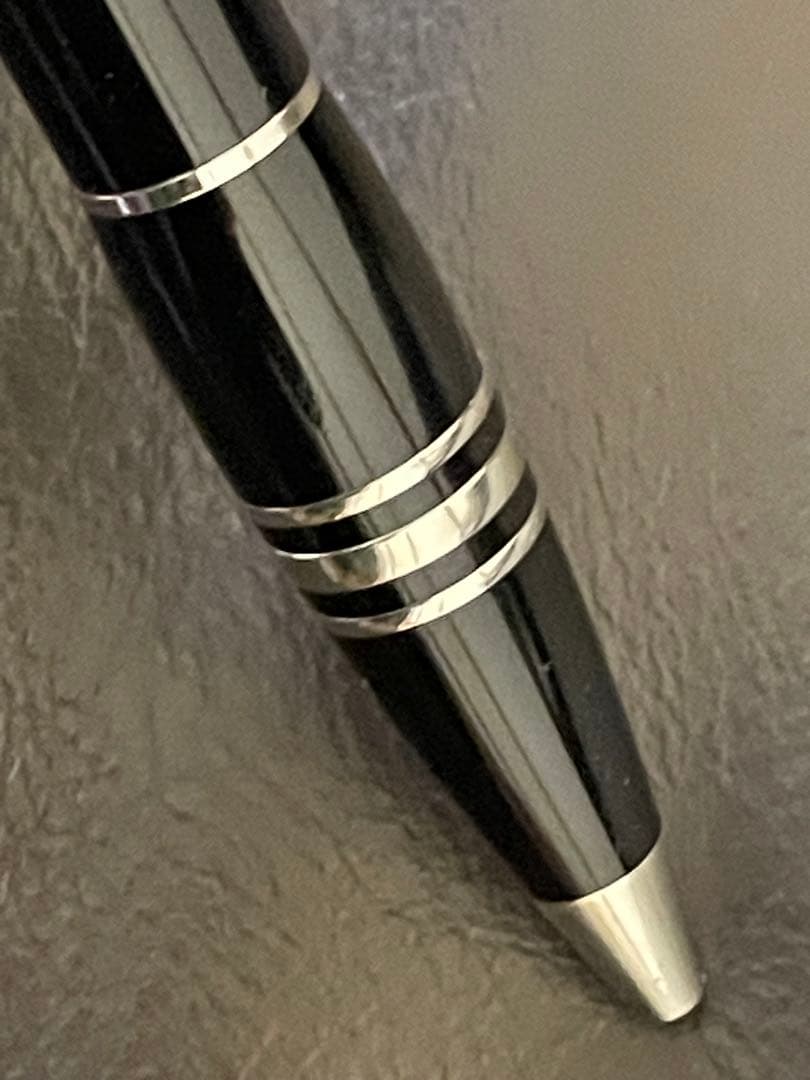 ◾️モンブラン◾️スターウォーカー◾️ボールペン◾️プラチナ◾️化粧箱付属◾️￼