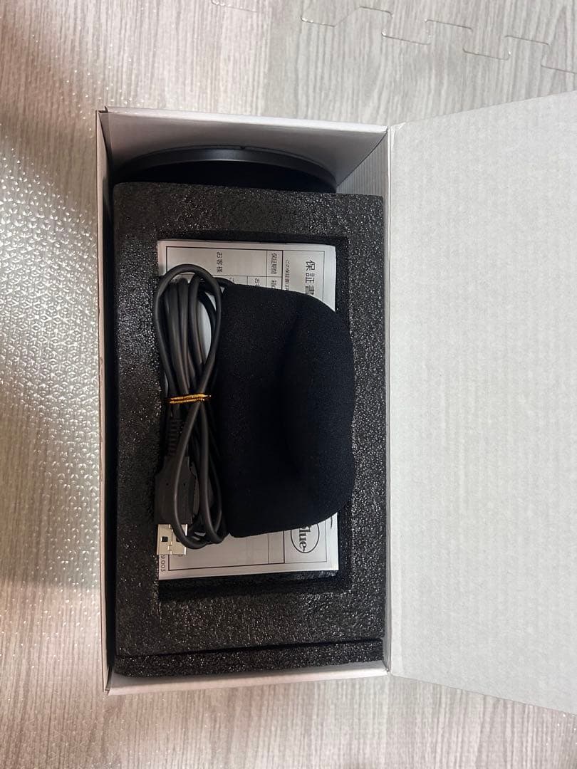 Blue Yeti USBコンデンサーマイク