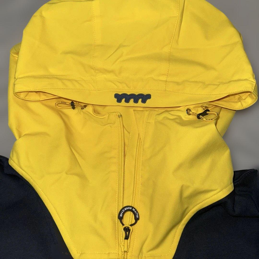 mutaMARINE パーカー