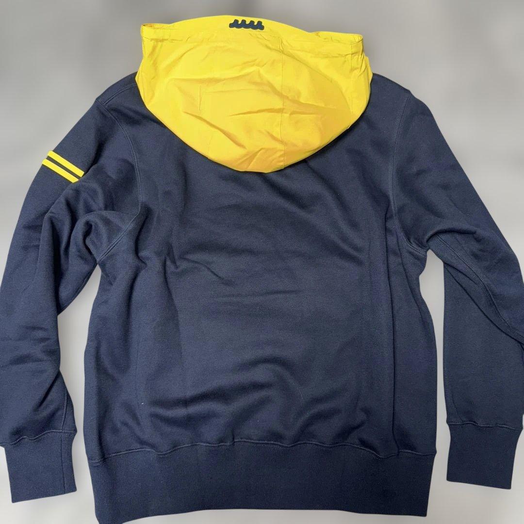 mutaMARINE パーカー