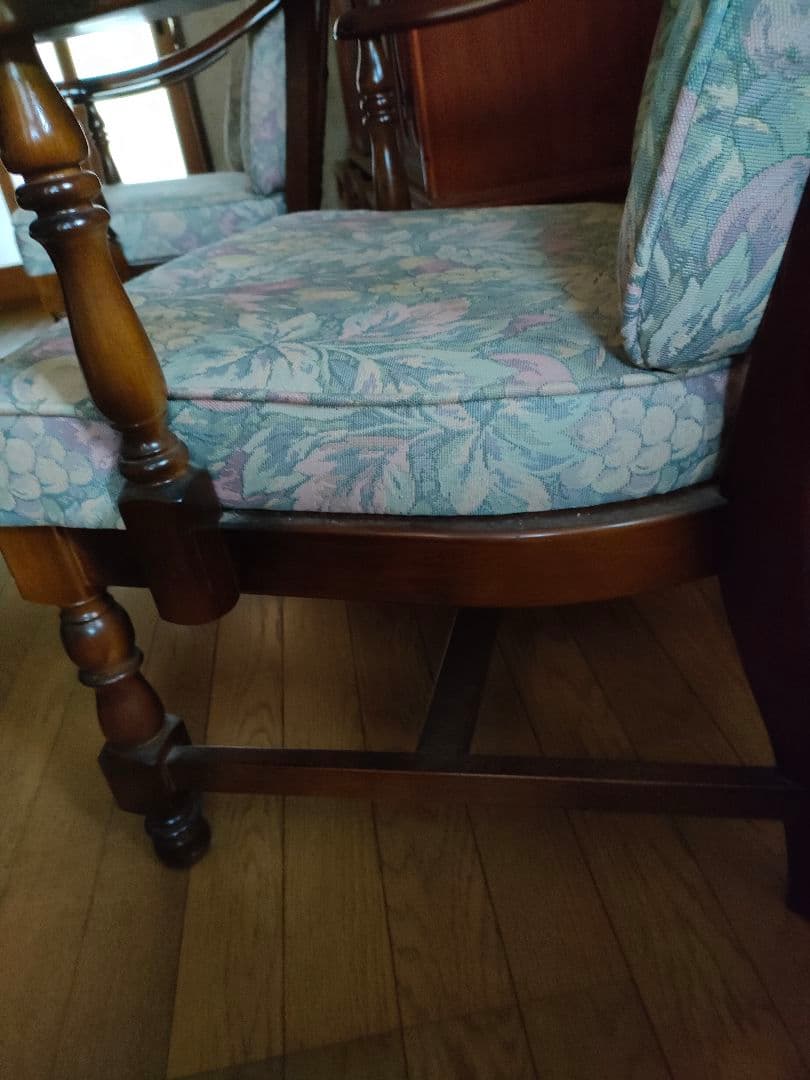 カリモク家具 karimokuコロニアルダイニングセット美品　みるちゃん