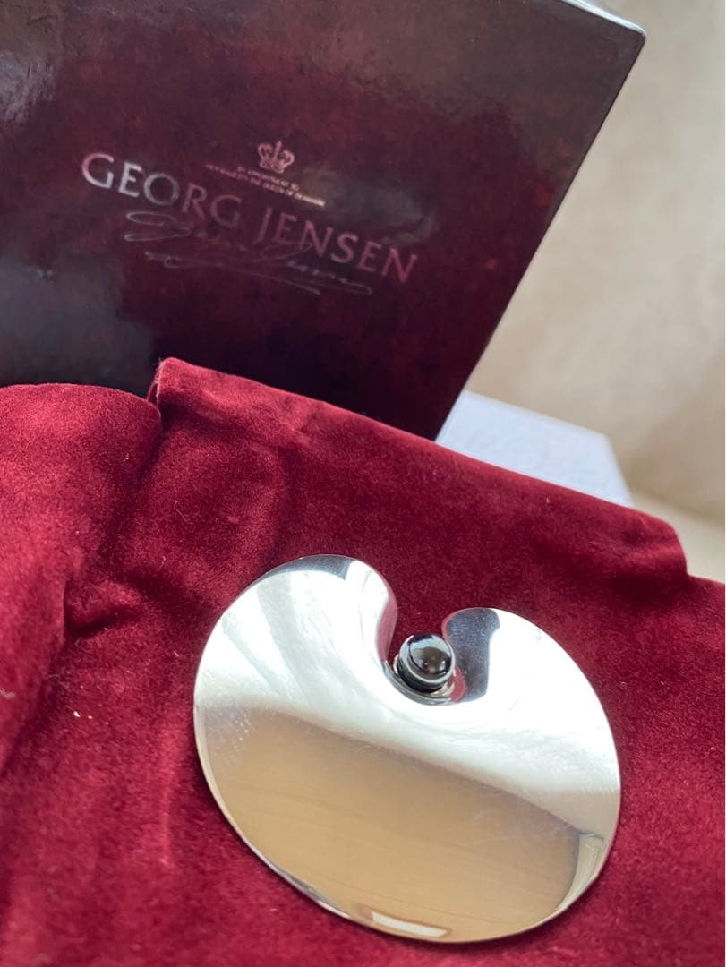 極美品 ヘマタイトブローチ351 睡蓮 sv925