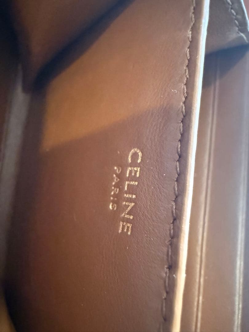 セリーヌ　キュイル トリオンフ コンパクトジップ