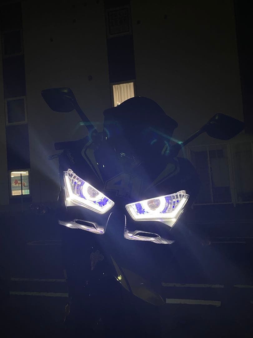 yzf-r25 r3 イカリングヘッドライト