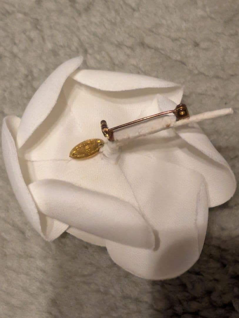 CHANEL　シャネル　カメリアコサージュ