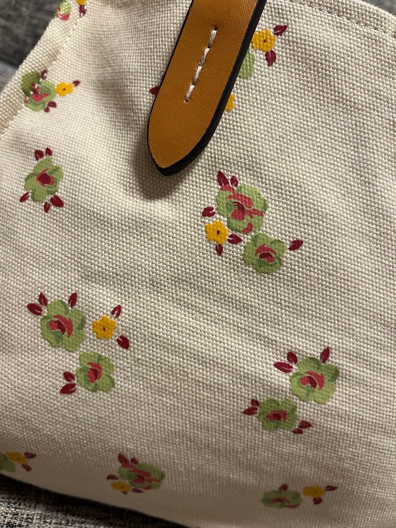 【完売品】コーチ　ディズニーコラボ　リサイクルトート　ランチトート　通勤バッグ