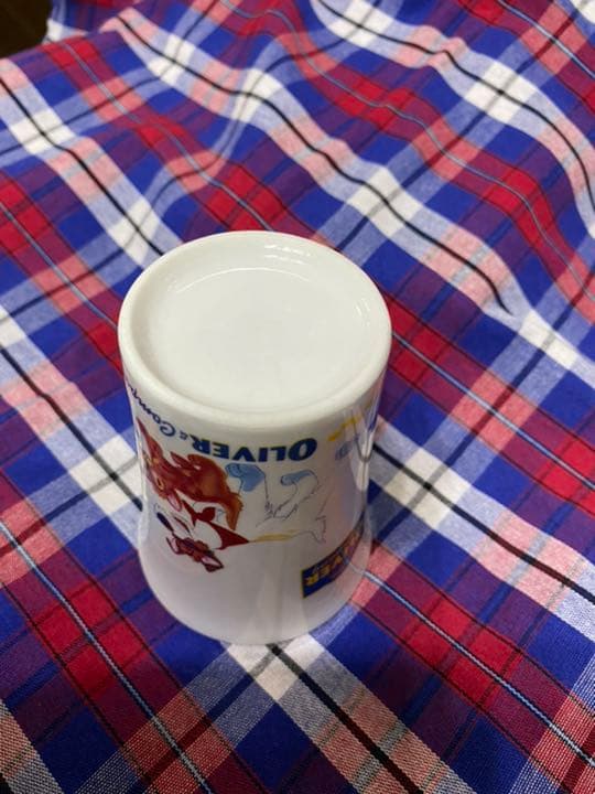最終価格☆ディズニーOLIVER 陶器製コップ