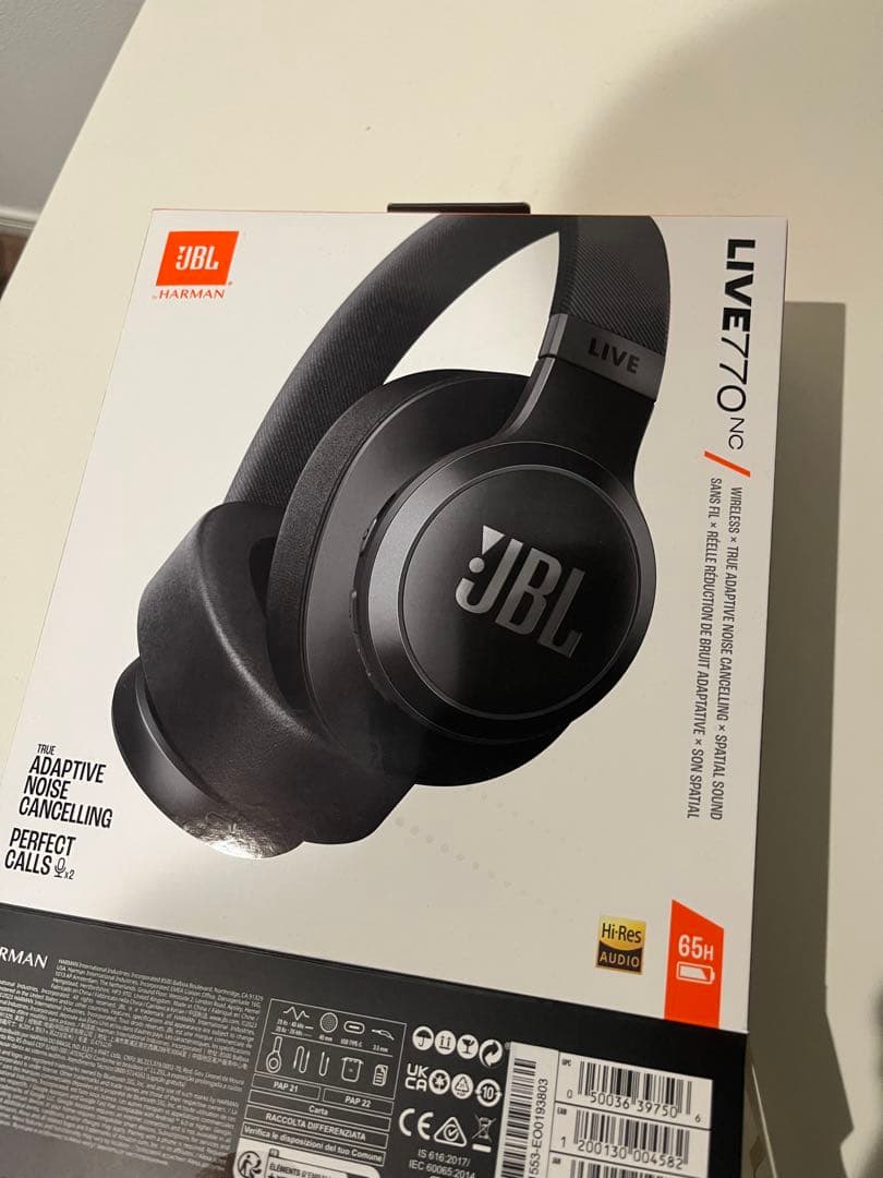 即日発送JBL LIVE 770NC ワイヤレスヘッドホン ブラック