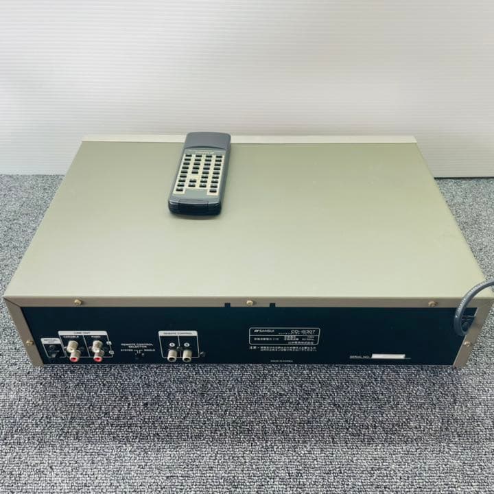 SANSUI CDプレーヤー　CD-α307