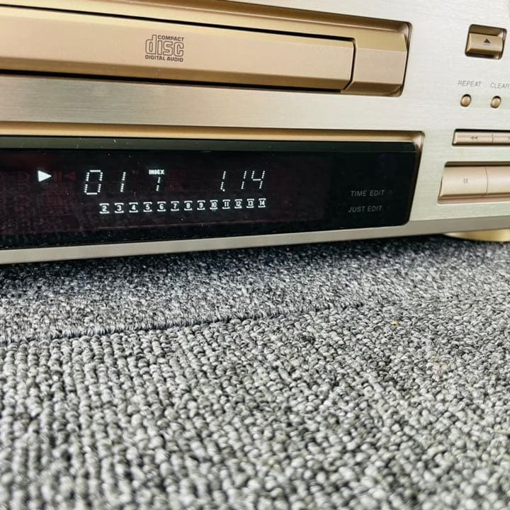 SANSUI CDプレーヤー　CD-α307