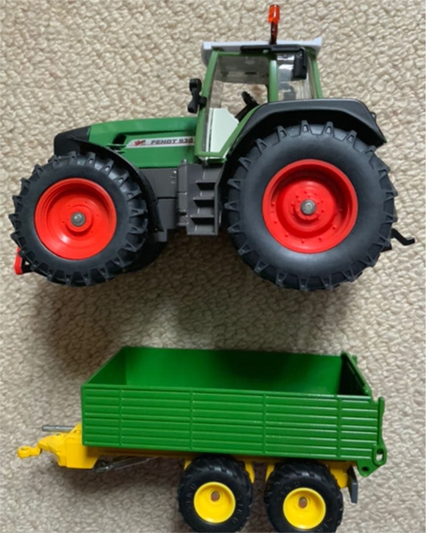 Siku トラクター＋トレーラーセット