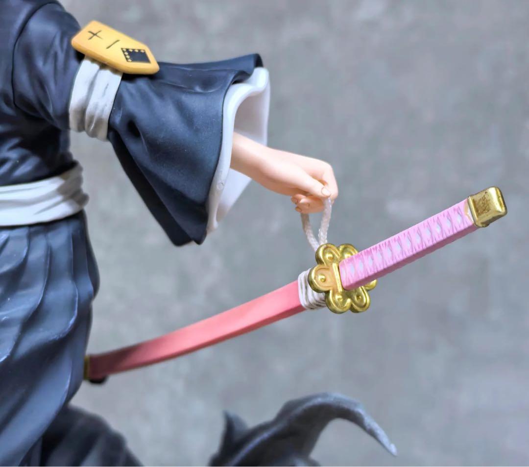 ブリーチ　十一番隊の副隊長　草鹿やちる　ガレージキッド　フィギュア　完成品