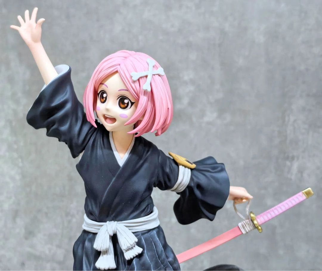 ブリーチ　十一番隊の副隊長　草鹿やちる　ガレージキッド　フィギュア　完成品