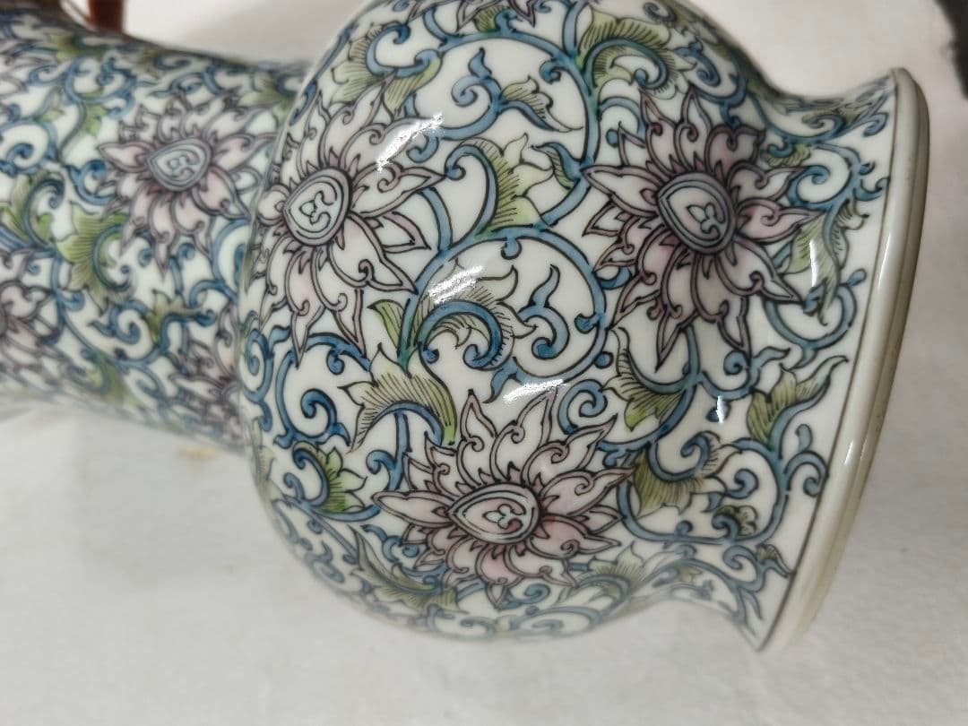 『河本礫亭』作　色絵染付華唐草図花瓶☆高30ｃｍ　磁彩/彩色　大型　花器　飾壷