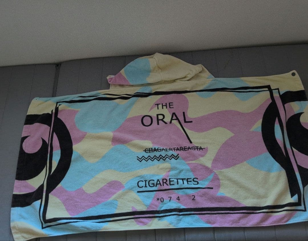 THE ORAL CIGARETTES フード付きタオル