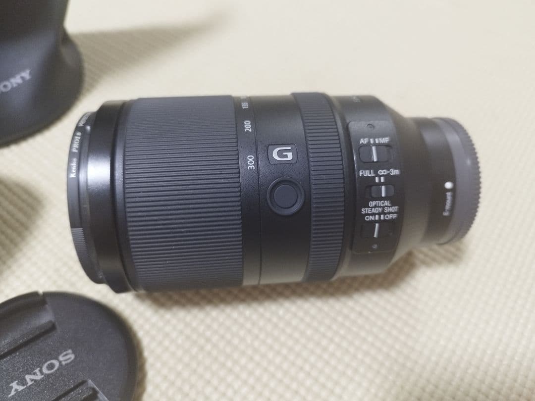 SONY SEL70300G純正レンズ 付属品あり