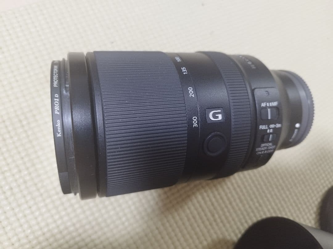 SONY SEL70300G純正レンズ 付属品あり
