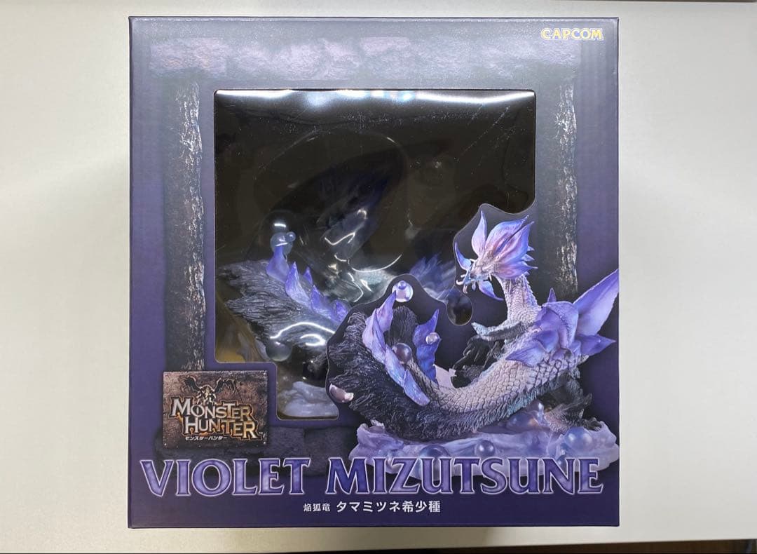 【クリエイターズモデル】焔狐竜 タマミツネ希少種　モンスターハンター　フィギュア