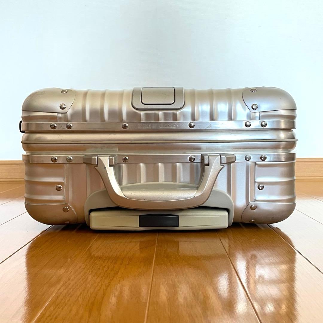 ⭐️リモワ トパーズ 青ロゴ キャリーケース 92952 32L 機内持ち込み