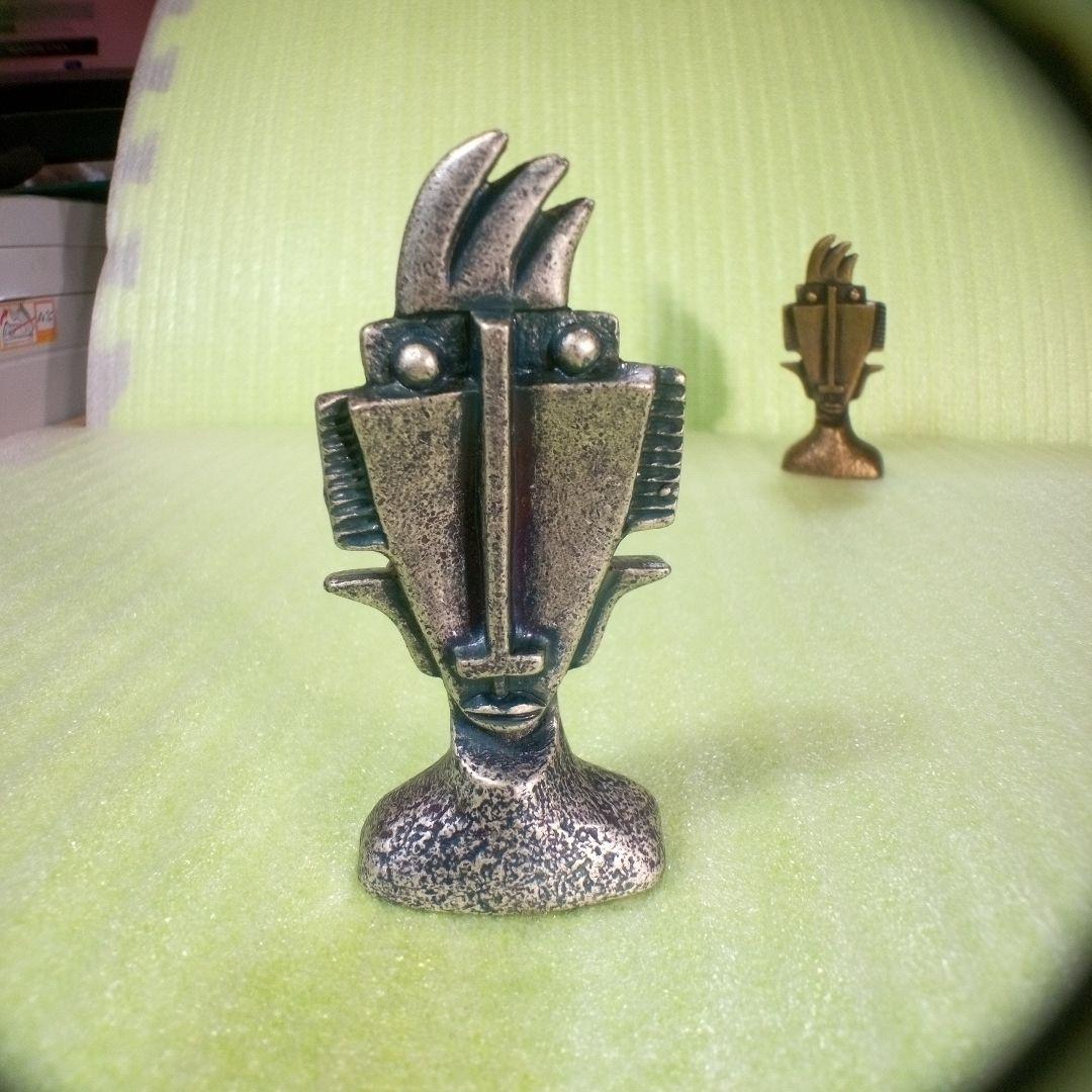 アンティーク調な絵画みたいな置物　フォトスタンド　ペーパーウェイト　2個セット