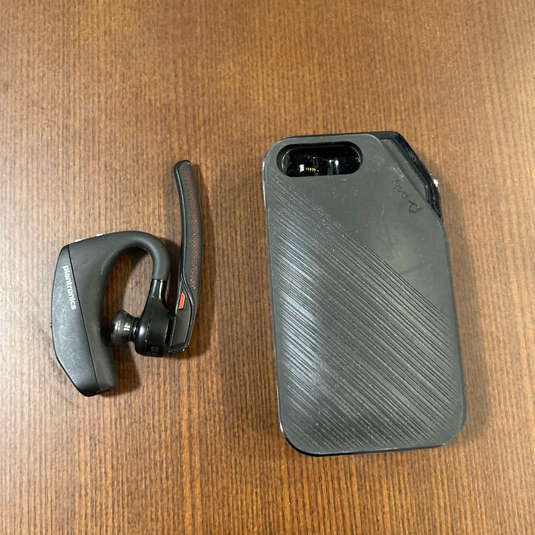 Plantronics Poly Voyager 5200 充電ケース付き