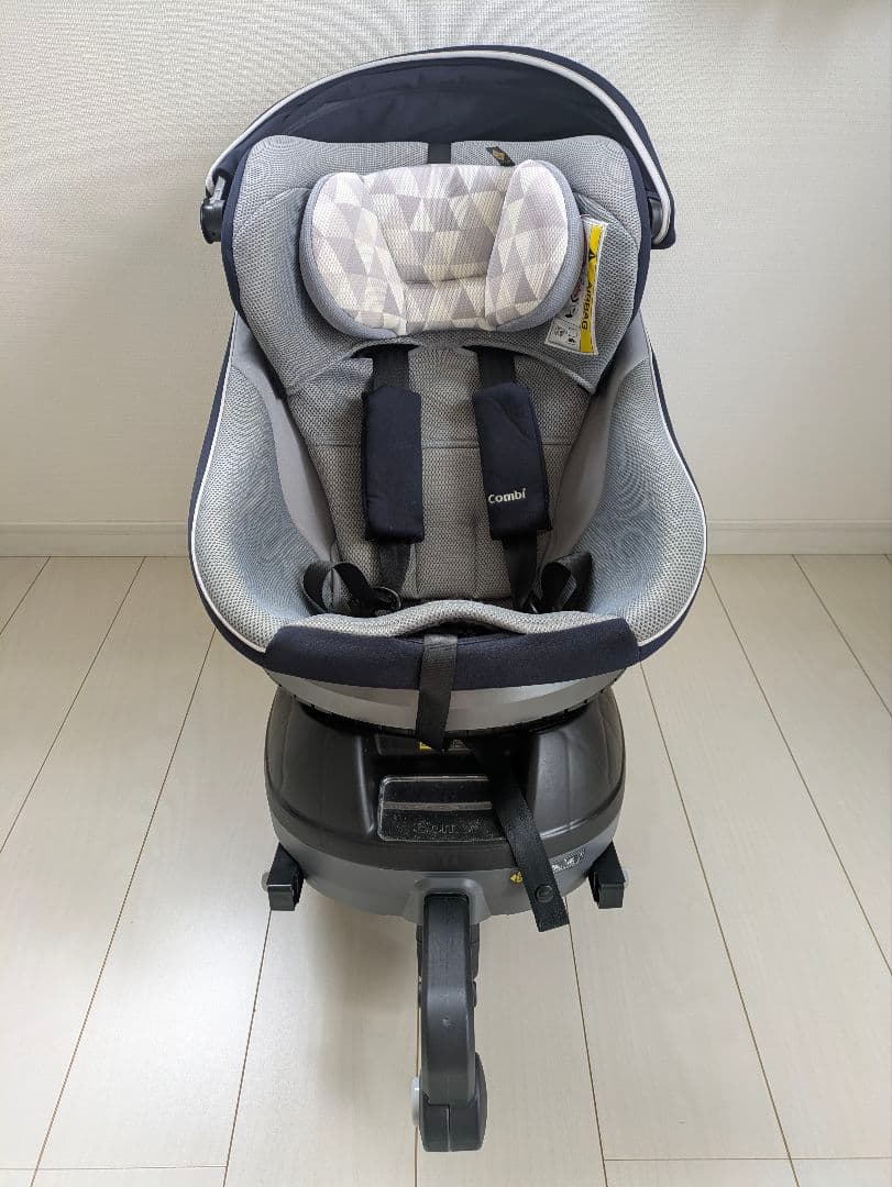 Combi クルムーヴスマートISOFIXチャイルドシート ネイビーJN-570