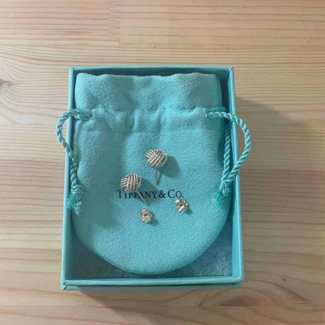 ティファニー サマセット ツイストノット ピアス シルバー
