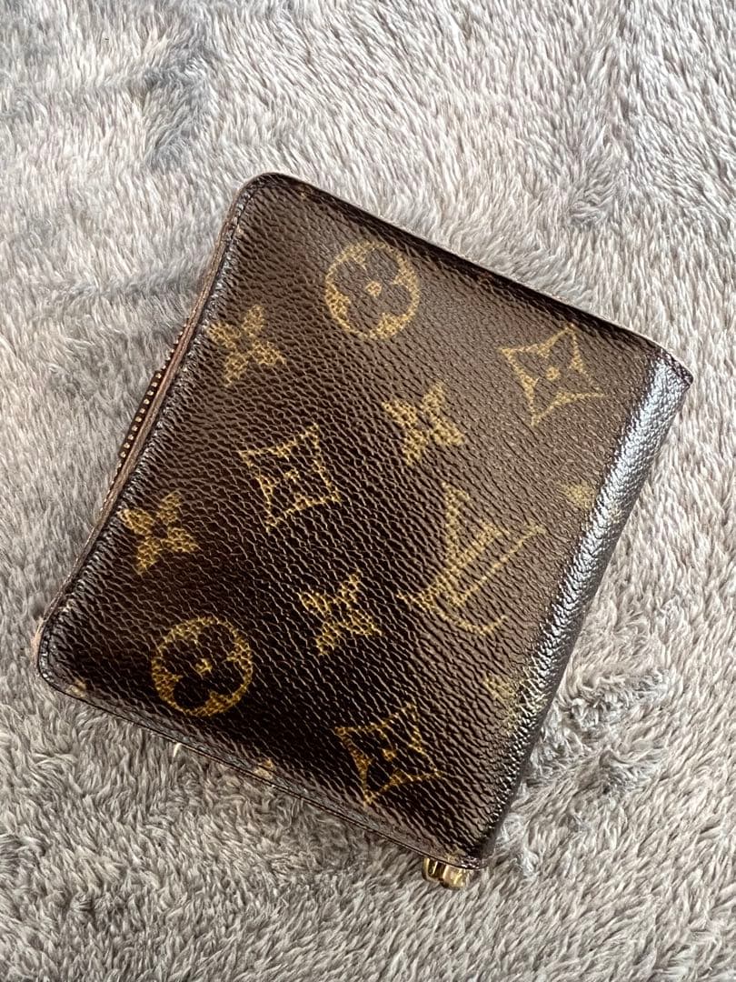 LOUIS VUITTON ルイヴィトン　折り財布　モノグラム