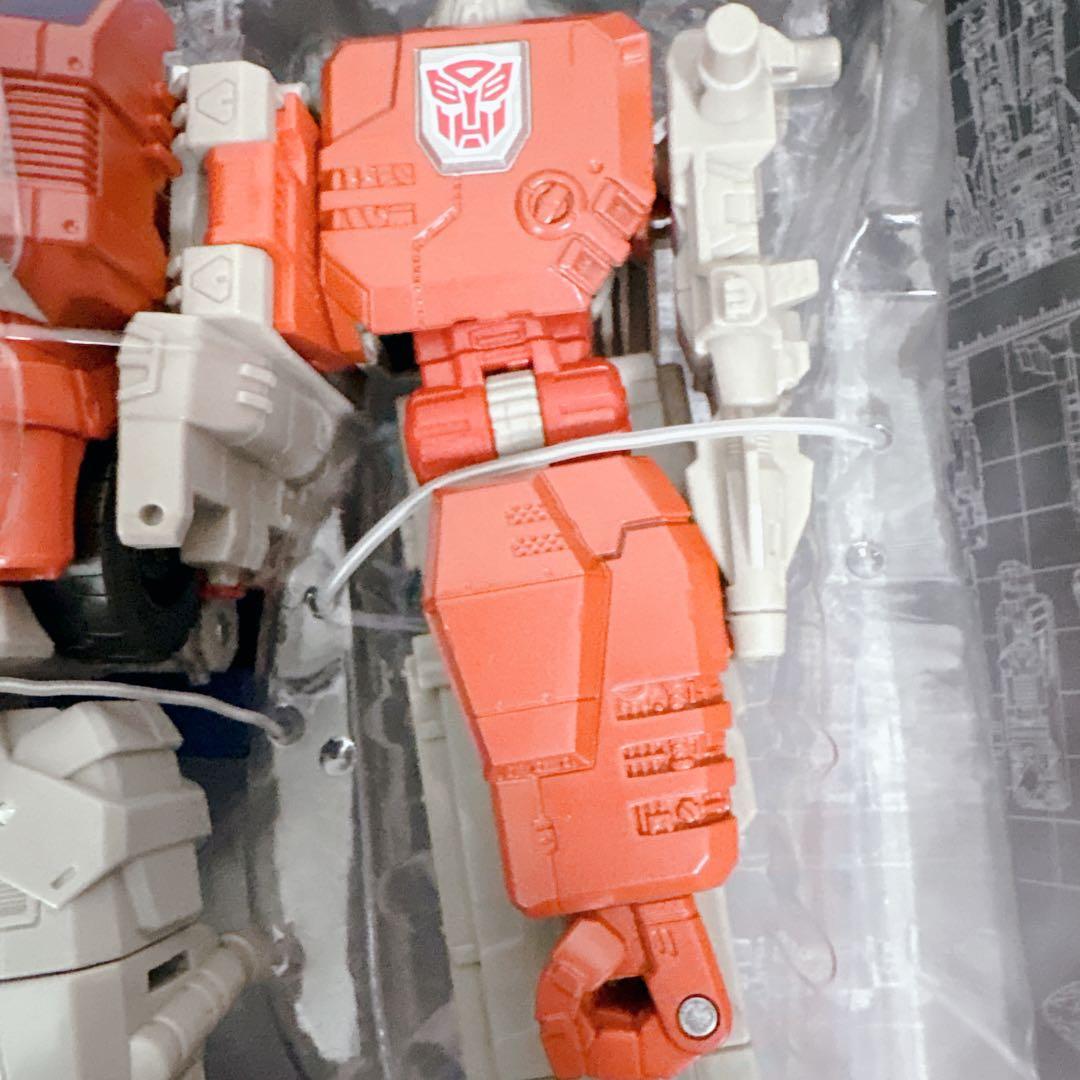 【日本未発売】トランスフォーマー　パワーマスターオプティマスプライム