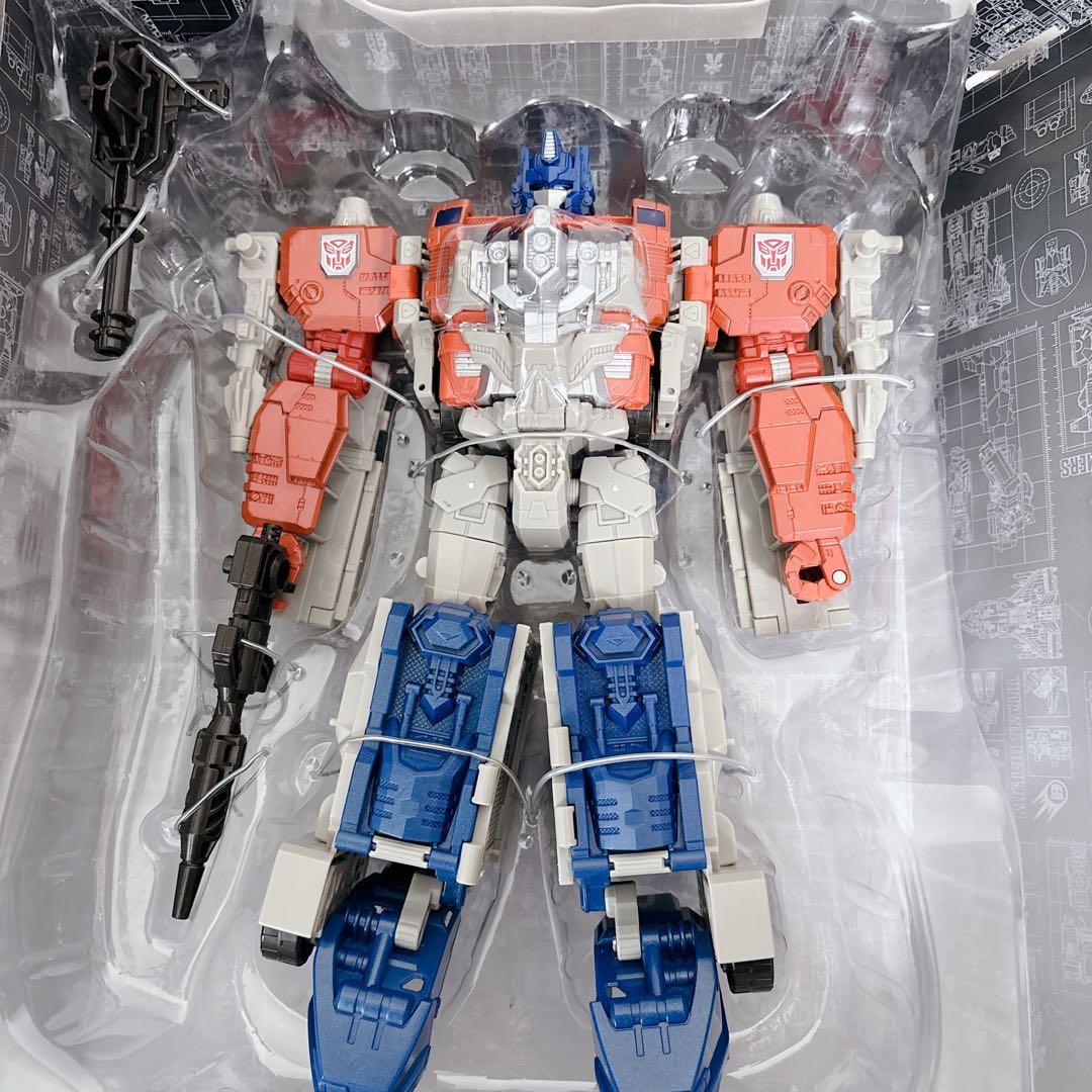 【日本未発売】トランスフォーマー　パワーマスターオプティマスプライム