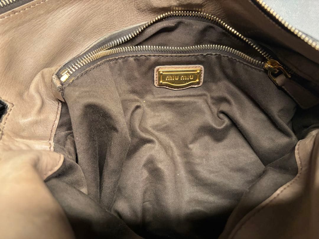 MIU MIU ショルダーバッグ