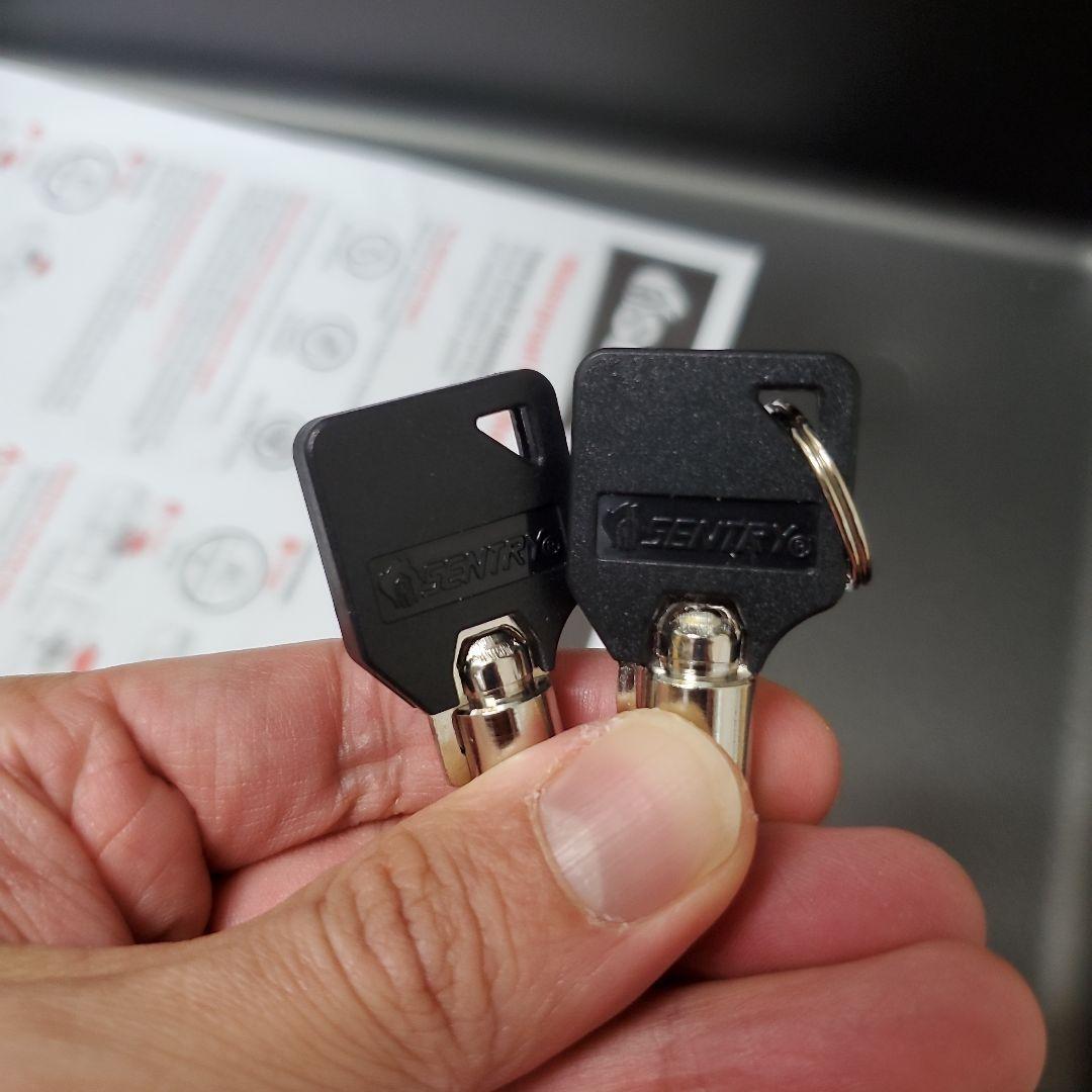 金庫　セーフティーボックス　アメリカで購入