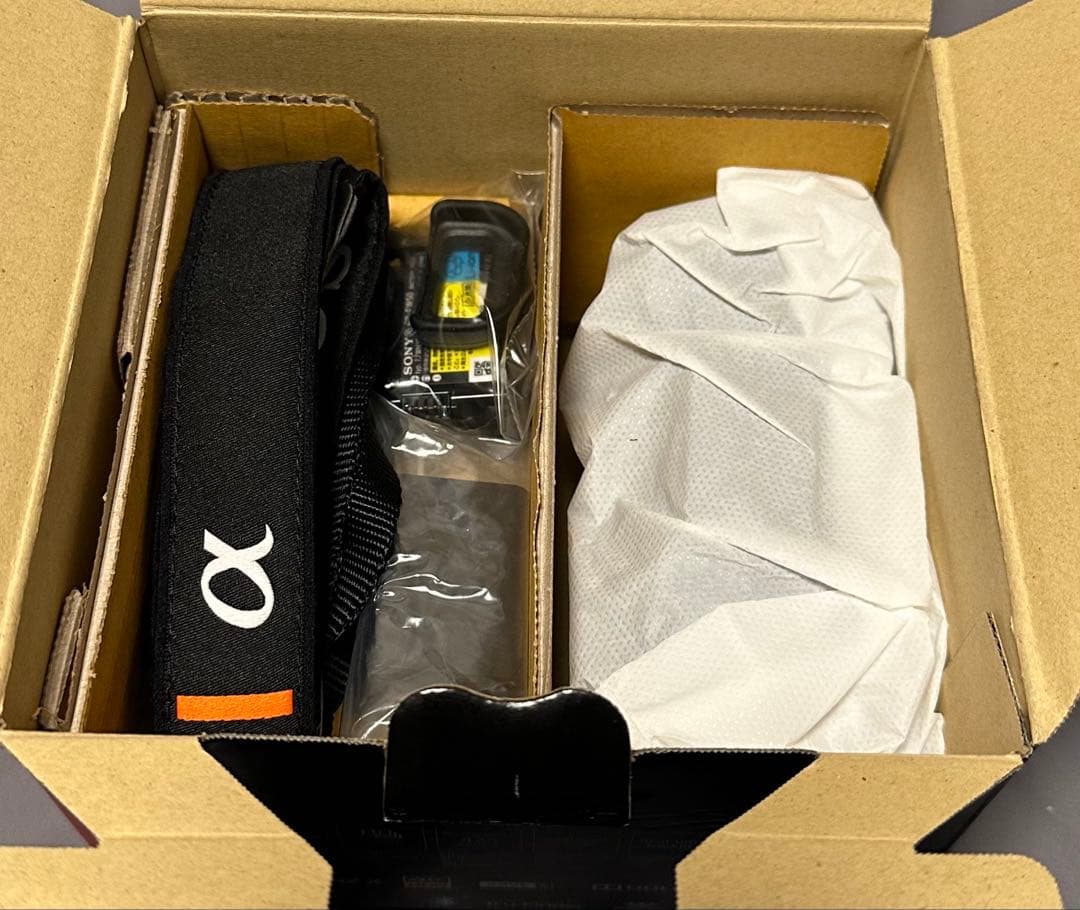 美品！ SONY α6400 + 16mm F1.4 （SDカード2枚付）