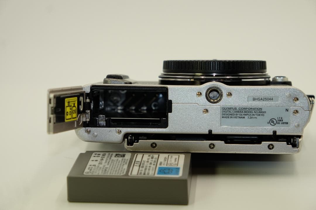 美品　OLYMPUS PEN E-PL8 ダブルレンズKIT メーカメンテ済