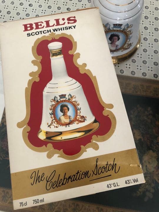 ウイスキー Bells Scotch Whisky