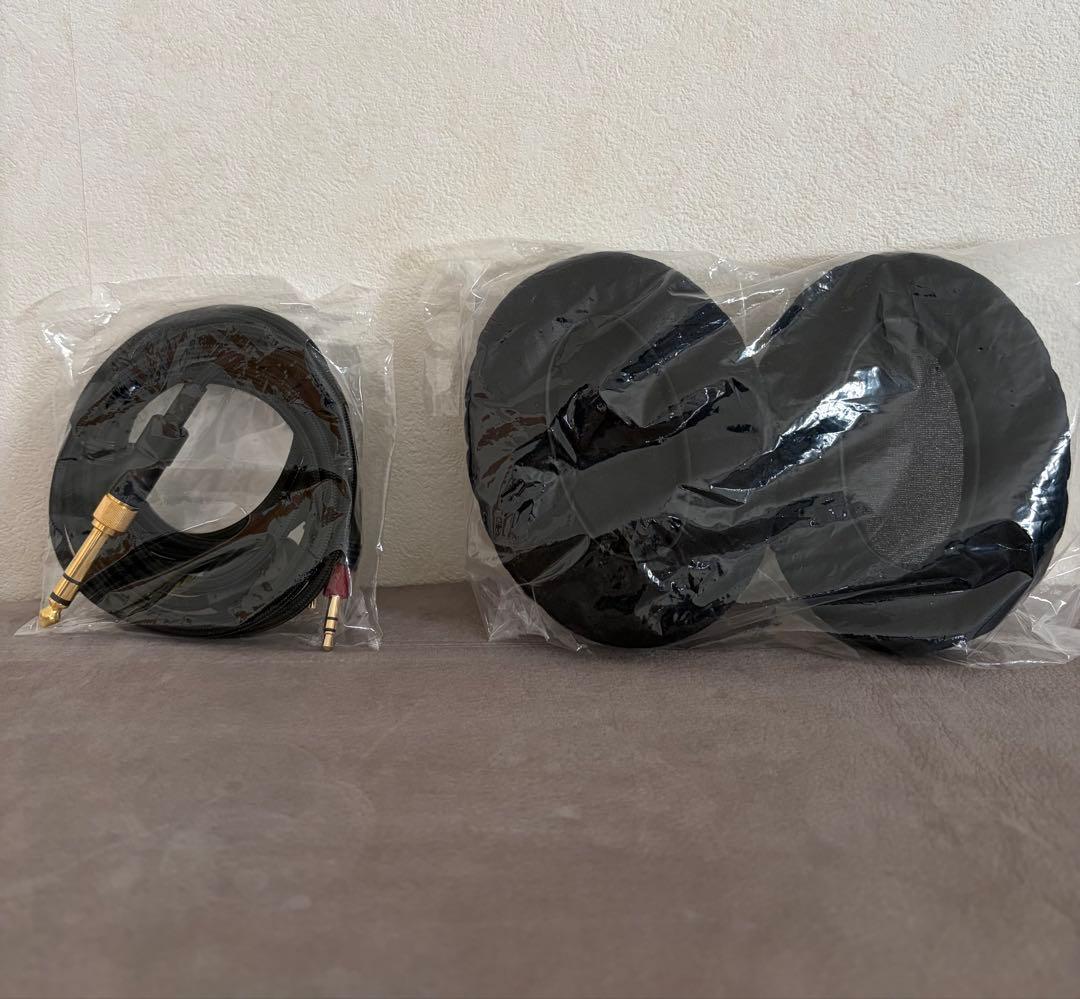 TAGO STUDIO T3-01ヘッドホン 【バランス接続ケーブル付き】