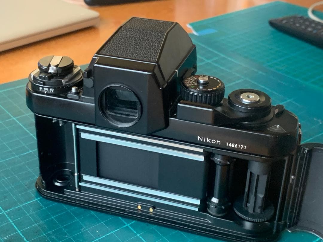 フィルムカメラ Nikon F3 HP + 2 Lens