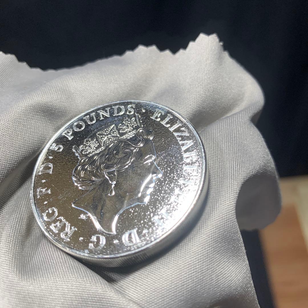 その3 純銀貨 2オンス クイーンズビースト　2016 ライオン・イングランド