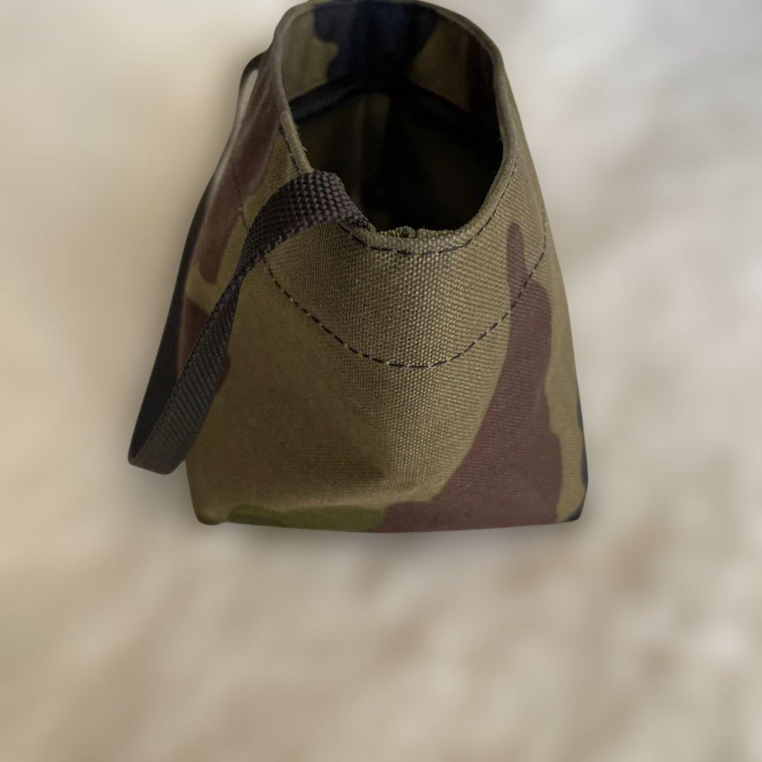 ⭐︎美品 エルベシャプリエ ショルダーバッグ 迷彩 舟型 バック底付き