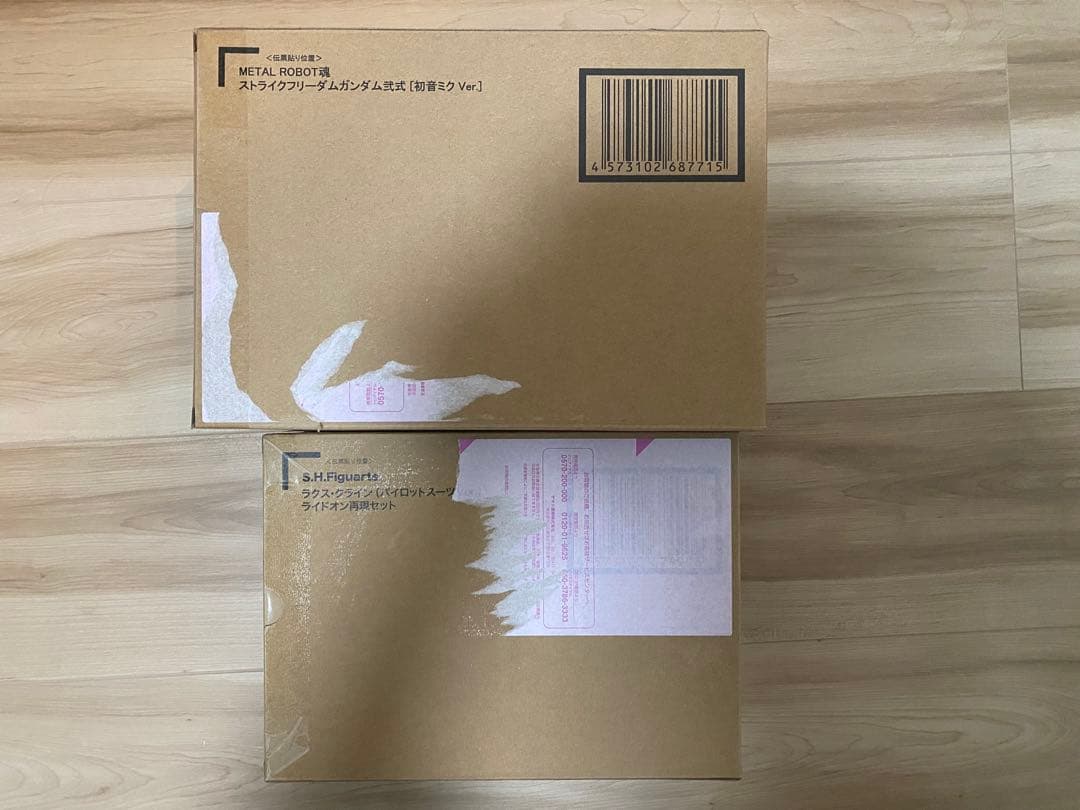 メタルロボット魂 ストフリ弐式 初音ミク VerとS.HFiguarts ラクス