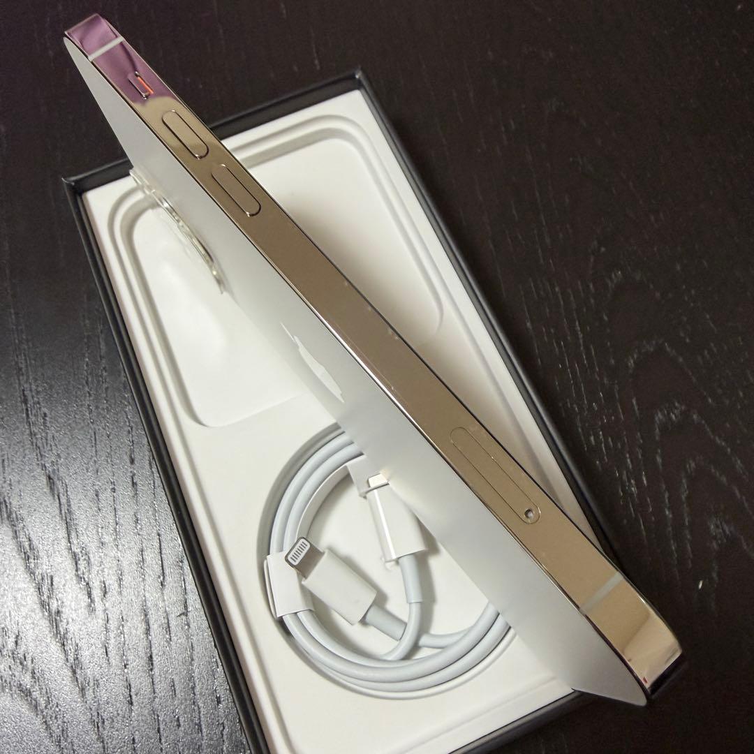 iPhone 12 Pro 256GB SIMフリー シルバー 箱 ケーブル付