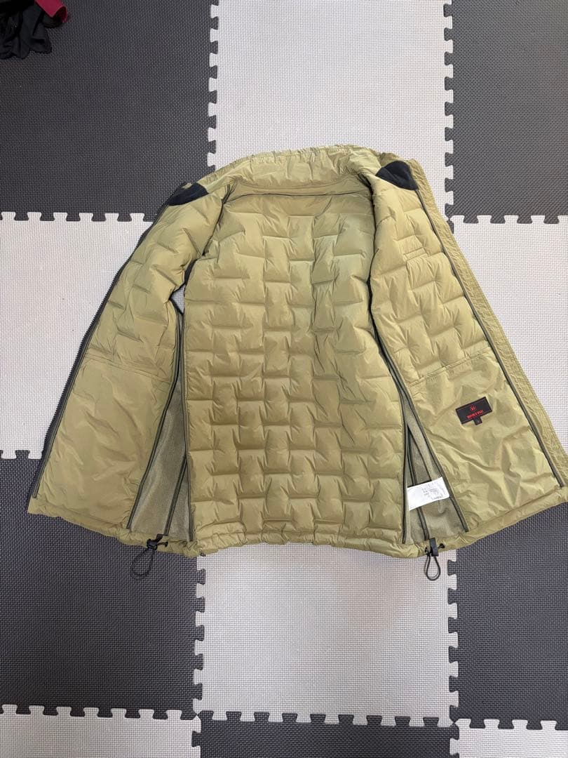 ゆってぃー　BRIEFINGGOLF ダウンベスト