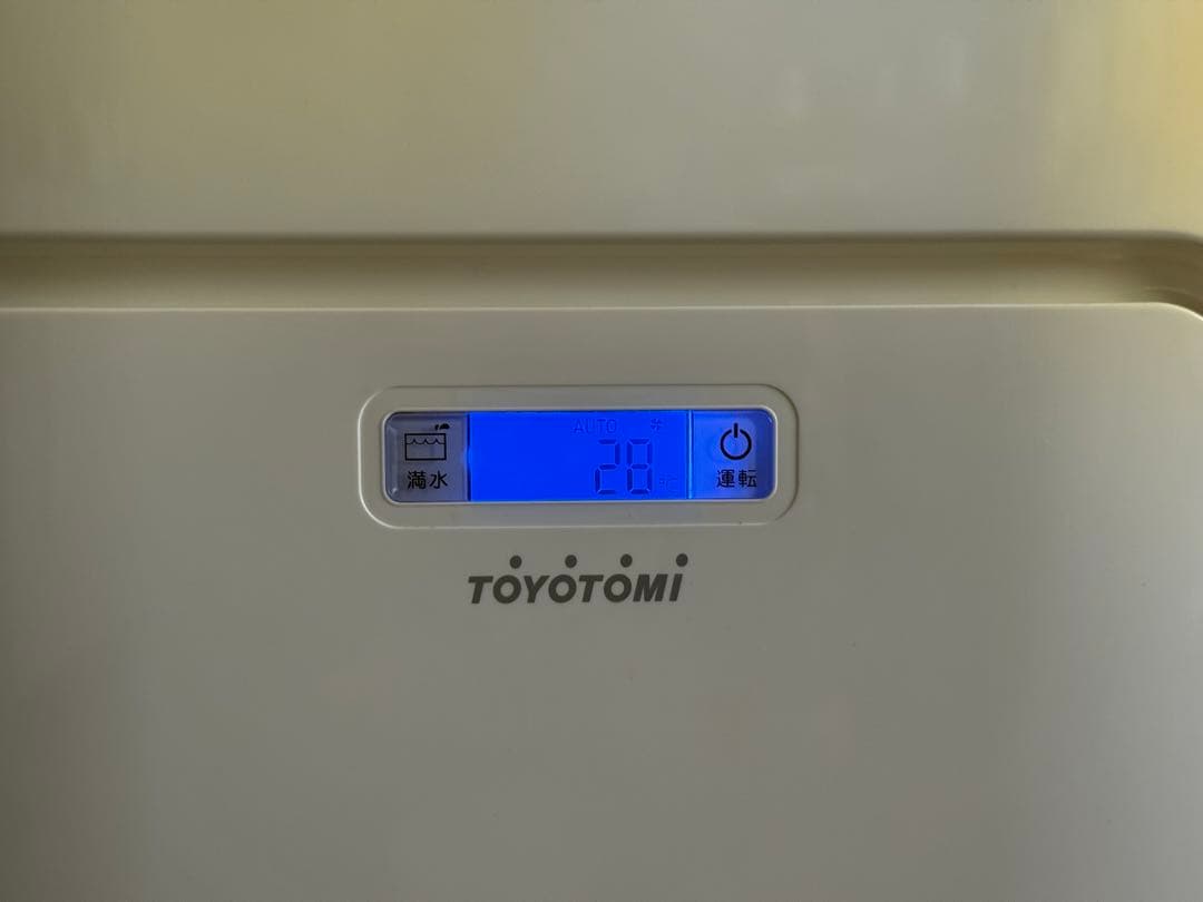 トヨトミ スポット冷暖エアコン TAD-22HW 2017年製