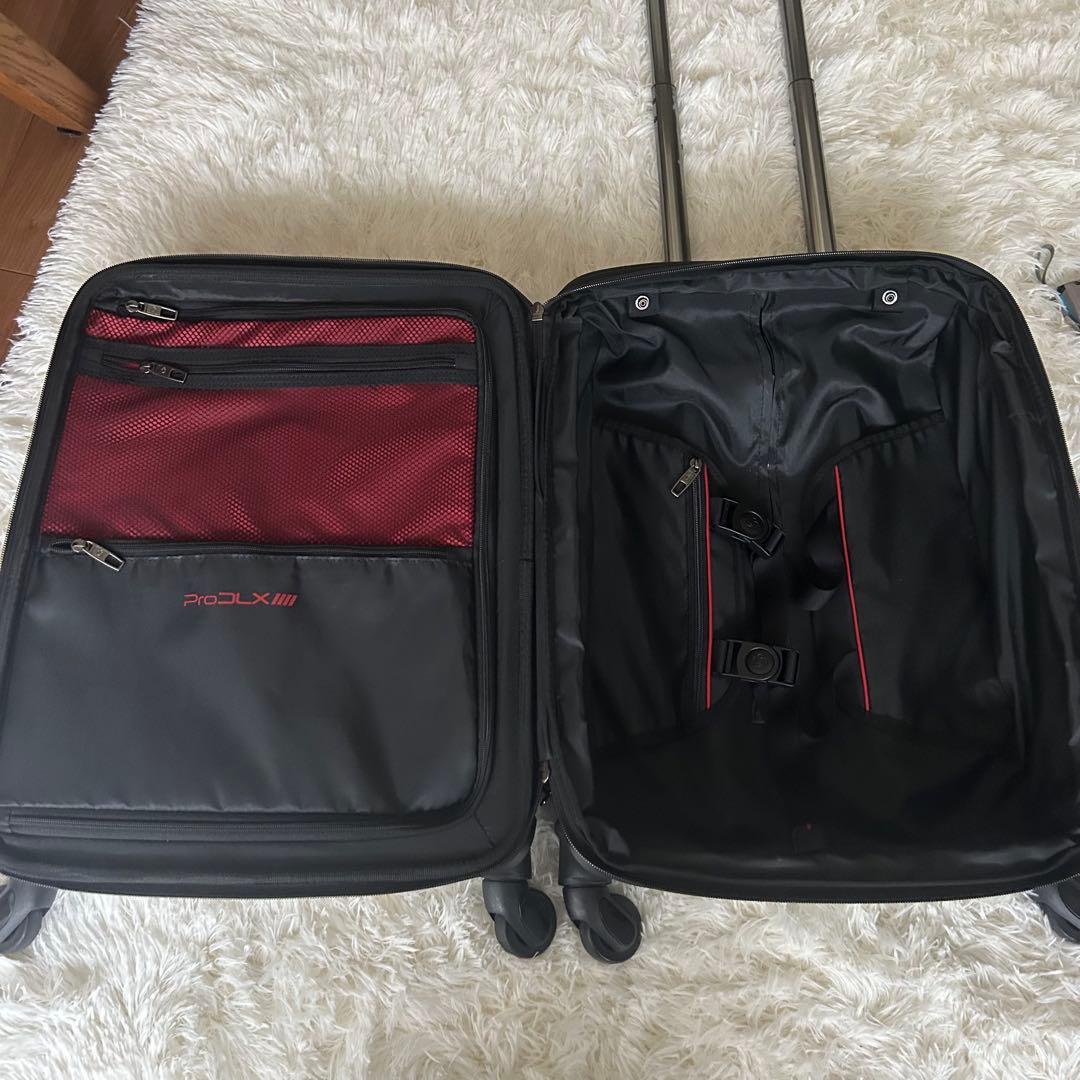 サムソナイト PRO-DLX4 機内持込可 スーツケース