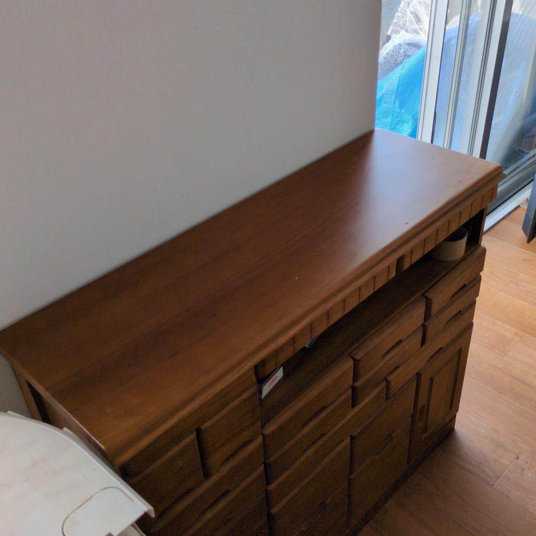 木製キャビネット 引き出し多数 中型